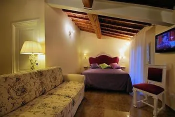 Lucrezia Appartement *